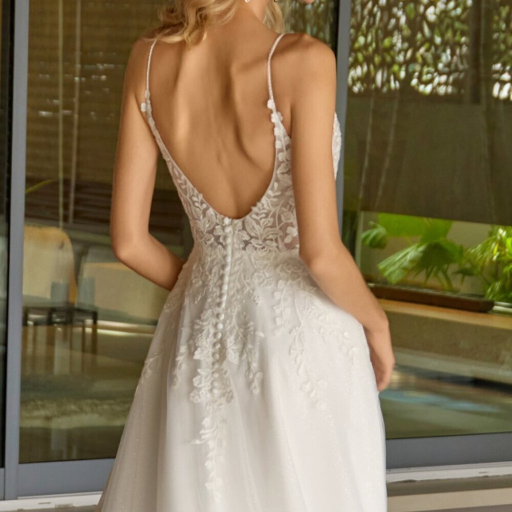New Off White Floral Lace Embellished Long Wedding A-Line Gown w/U-Back JT2633LW - Picture 7 of 8